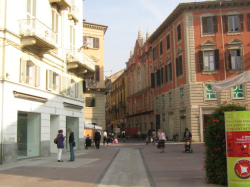 piazzatta lega lom - I